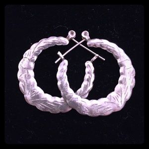 Sterling silver 925 hoop earrings.